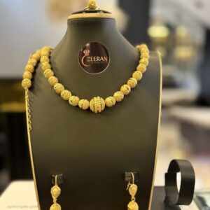GOLD COLOR NECKLACE SET