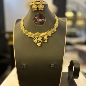 GOLD COLOR NECKLACE SET
