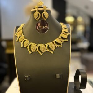 GOLD COLOR NECKLACE SET